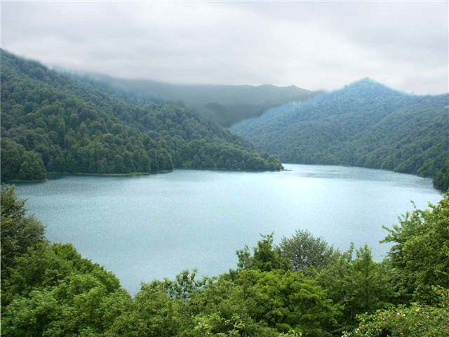 Goygol Lake - Azerbaijani Turkish Russian translations