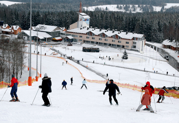 Belarus Winter. Belarussian, Azerbaijani, Turkish translations